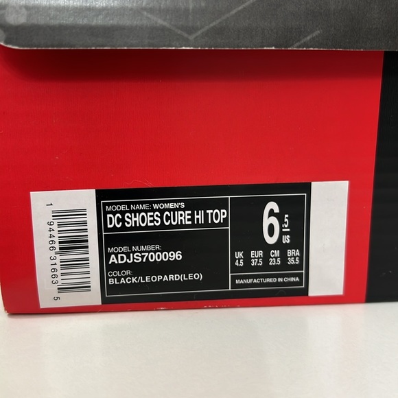 WOMEN’S DC CURE HI TOPS SIZE 6.5 BLACK AND LEOPARD PRINT BRAND NEW IN BOX!! - Picture 10 of 10